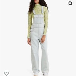 Levi’s Women’s Utility Loose Overalls